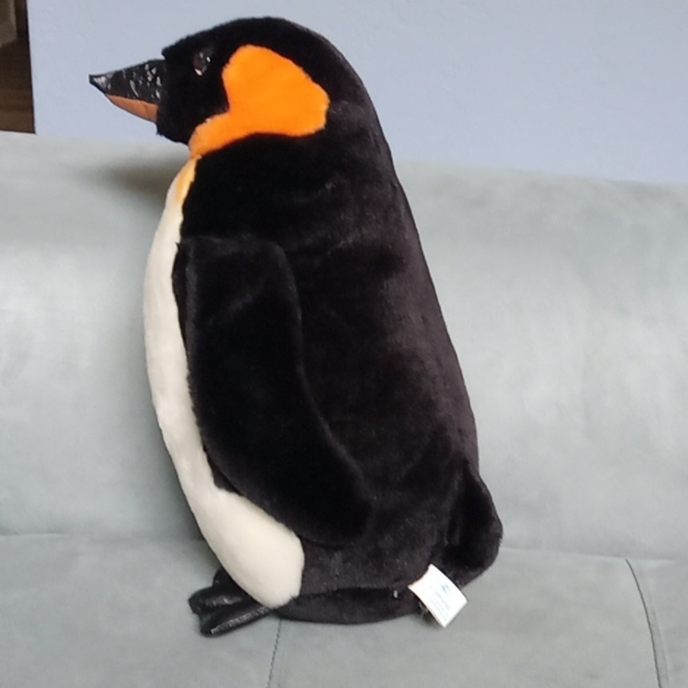 SeaWorld Plush Penguin Toy - Picture 2 of 10